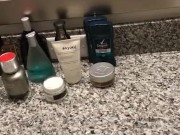 Bathroom quickie - Screenshot 2 of 16 - Cum