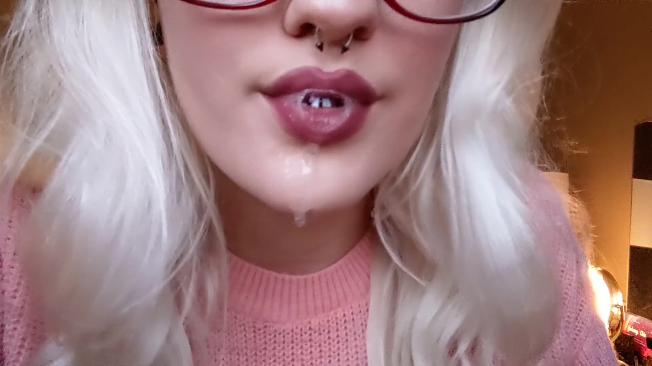 Sexy Tongue Play Redtube