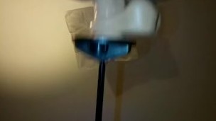 Ma commande et le gros gode SI ignite dans mon cul (Bottomtoys)