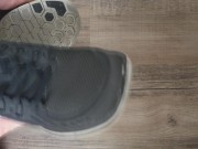 I cum in my girlfriends gym sneaker