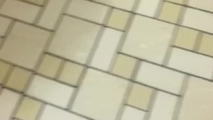 Watch her quick stroke and cum