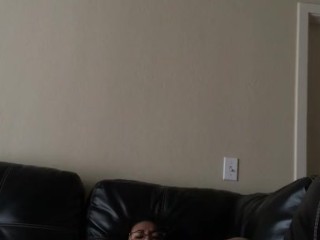 MILF PLAYS WITH HER PHAT PUSSY