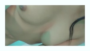 HOT LATIN GIRL ARE TOO WET // CHICA LATINA MASTURBANDOSE