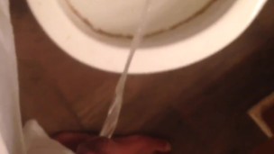 Free hand piss
