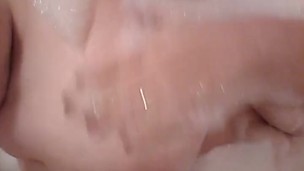 Kitty bubble fun