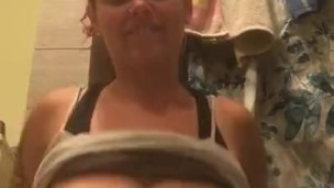 Twerk and play short vid