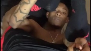 KinqqE Showing His Ass