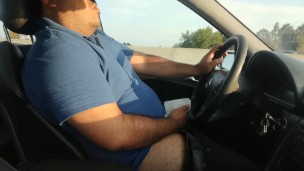 First time jacking off while driving in public, happy ending!!