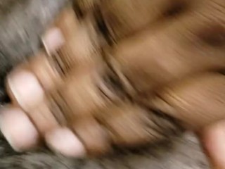 Dyke play with pussy at work