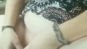 Girl masturbates in car