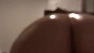 TWERKING MY BOOTY FOR YOU