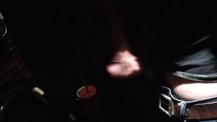 Huge cumshot (dripping)