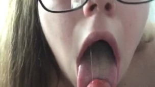 Big tit white girl gives blowjob