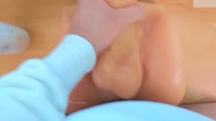 BOY FUCKS RUBBER ASS AND SHOOT HOT CUM