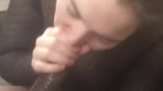 NAMORADO MANDA A NAMORADA CHUPAR O PAU DO SEU IRMÃO