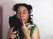Touching the lips - Screenshot 11 of 16 - HD