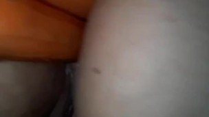 Con 2 zanahorias en mi culito apretado