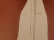 Showing piss