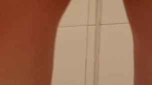 Showing piss