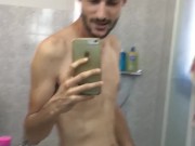 Une bite à sucer