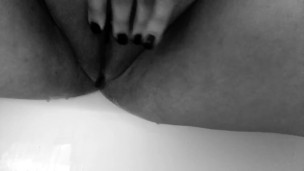 Quick Rub to make my fat pussy squirt.