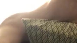 Pillow hump