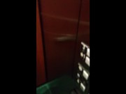 Failed Elevator, Close up - Screenshot 5 of 16 - Close Up