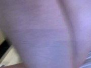 девушка пришла в гости к своему соседу с шампанским в соседний номер отеля 10/16