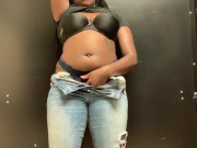 COLLEGE EBONY HAS PUBLIC ORGASM BETWEEN CLASSES 5/16