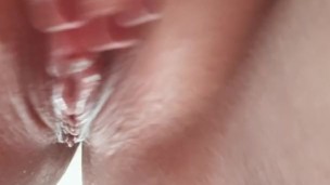 Quick play please super wet throbbing pussy