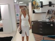 Public masturbation in a big Market