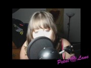 Mini Balloon ASMR - Screenshot 1 of 16 - Kink