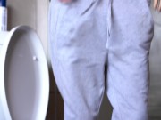 Quick Pee (2) - Screenshot 1 of 16 - HD