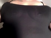 Light skinned bbw plays with huge tits