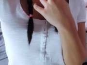 Her orgasmic pulsing pussy squirts all over the sheets- Amatoriale italiano 1/16