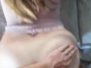 Mon date Tinder a un cul de fou je la démonte en levrette 8/16