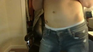 Strutting around doing a little tease thing for everyone ;D