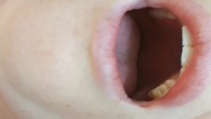 Sexy lips moan with an orgasm-littlemusclescouple