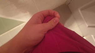 MrBigTestie has a quick wank before shower | MrBigTestie