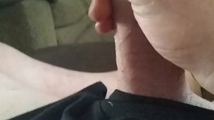 Quick cum in my kilt 