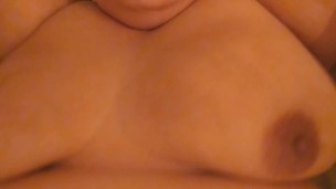 Bath time toys phat pussy fucked