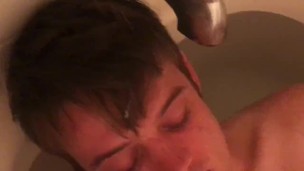 Covering My Boyfriend in Cum While he’s Taking a Bath