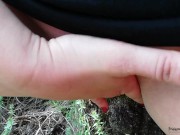 Сладкая сучка с пышной грудью бурно кончает в лесу - Screenshot 13 of 16 - Orgasm
