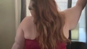 Nerdy bbw strips down 