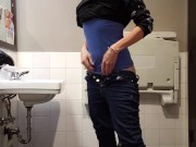 Tinder Date Pizza Place Piss 13/16