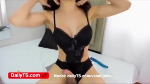 Valen cumshot