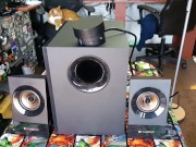 UNIFIED SPEAKER SOUND! - Creative T4 Wireless Review 1/16