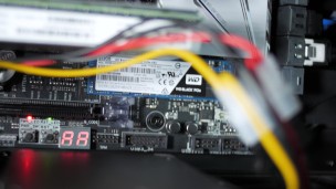 This SSD is better than a hard drive RAID0!!