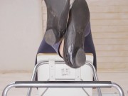 Sexy legs SHOEPLAY DANGLING in different shoes footfetish sneakers | Era