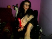 Miss Wagon Vegan - Scarpe Rosse e Rossetto rosso fetish per farti sborrare